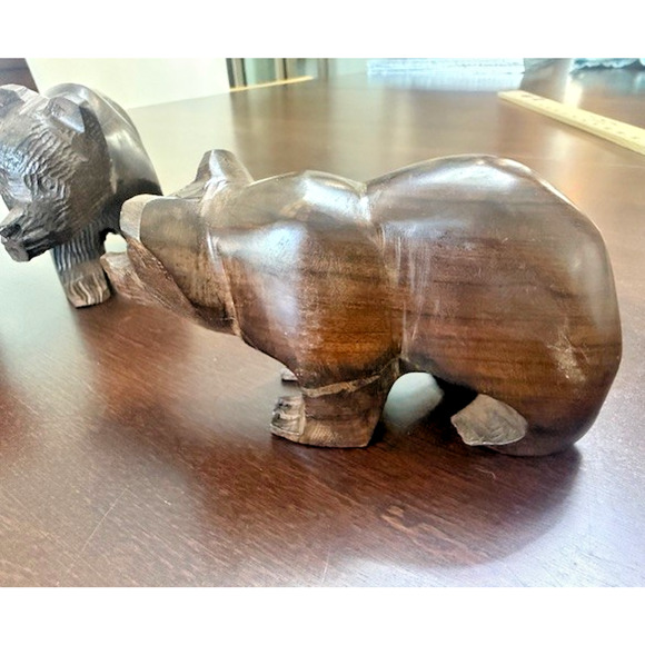 Vintage MCM Hand Carved Mexico Ironwood BROWN BEAR Grizzly Figurines family of 4 - Picture 3 of 13